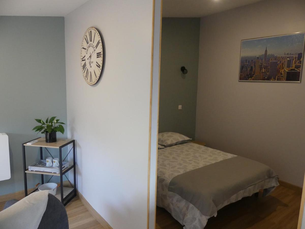 Charmant Studio 35M² Au Calme Proche Du Circuit Apartment Saint-Gervais en-Belin Bagian luar foto